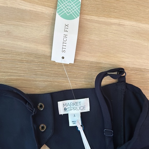 NWT Navy Romper - Picture 4 of 7